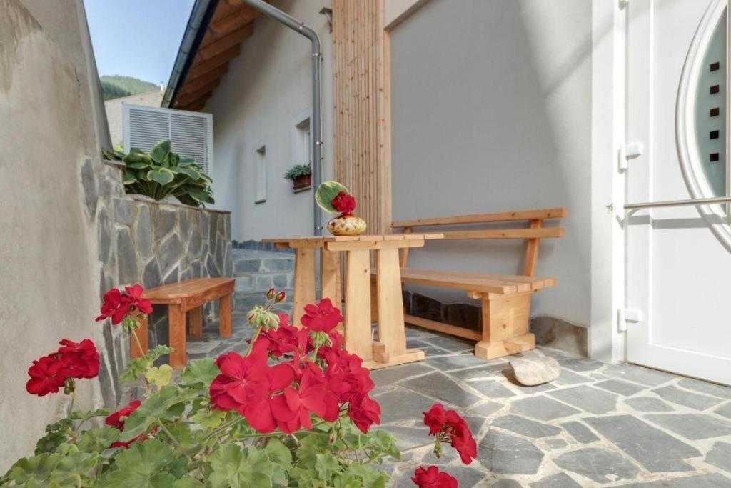 Apartments Julian Experience Rateče Eksteriør bilde